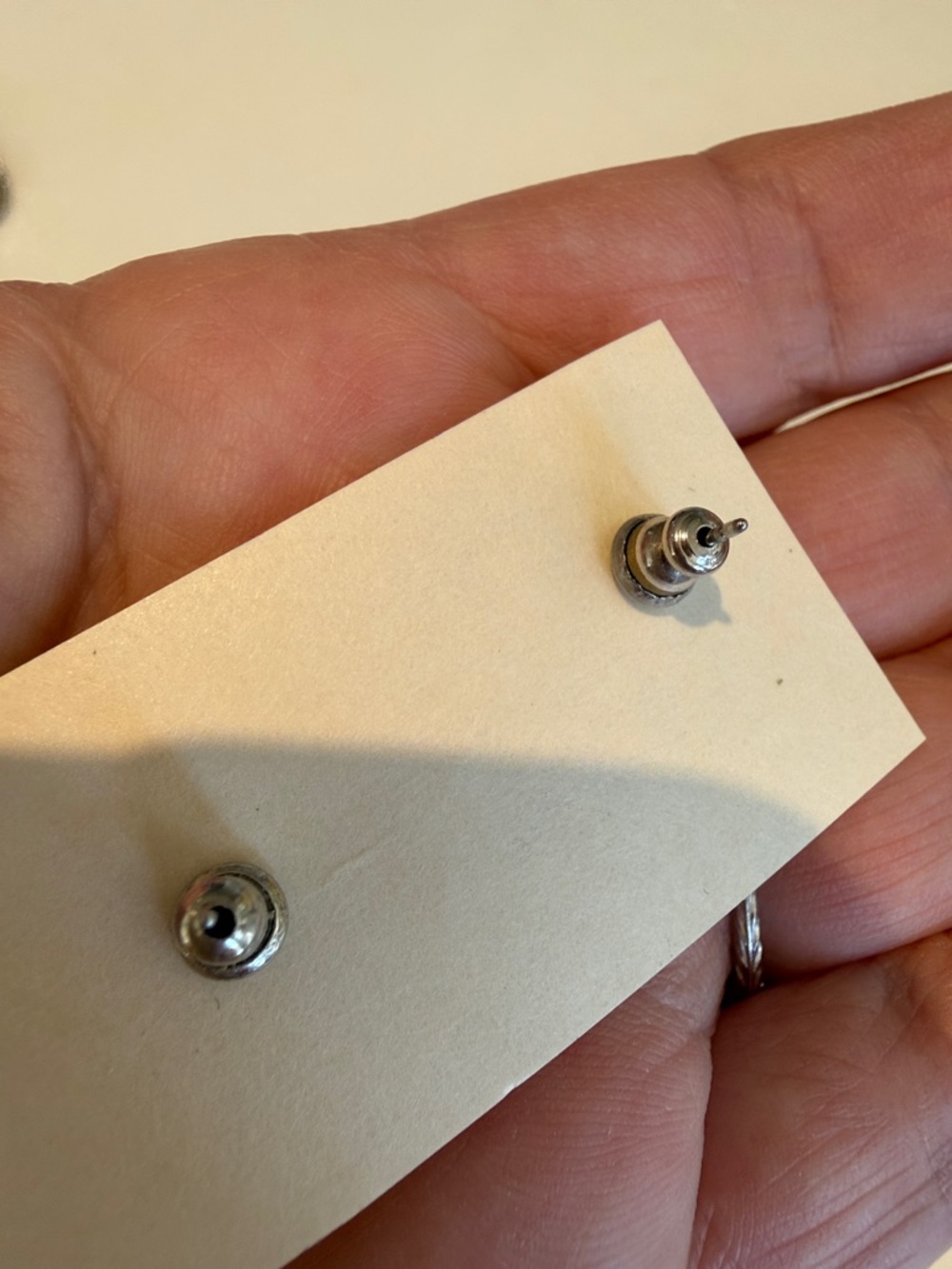 Avon Mermaid Pearl Stud Earrings - Picture 10 of 12